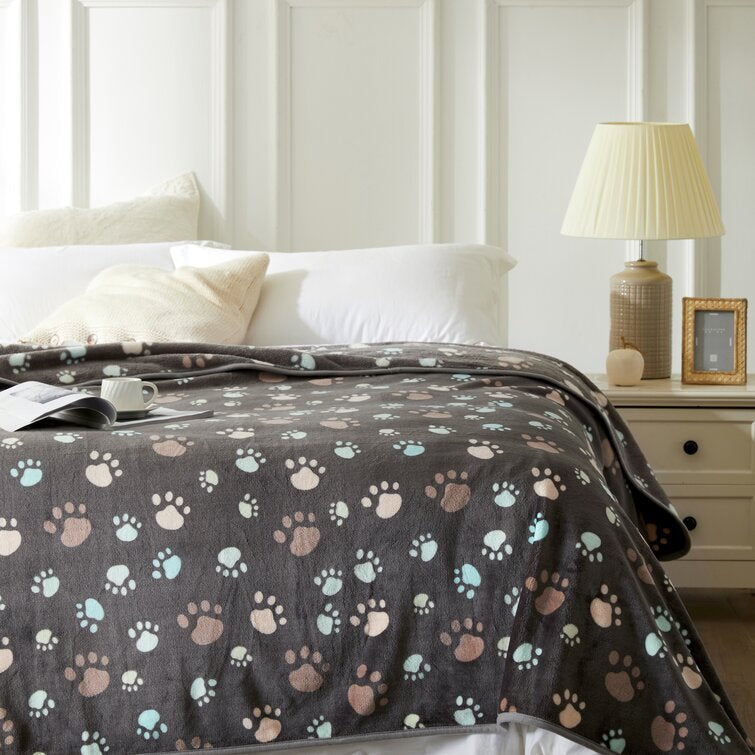 Hot Selling Cute Cat Paws Dog Paws Print Design Pet Blanket